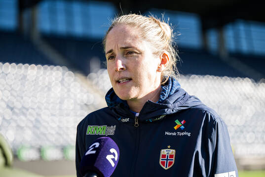 Head coach Gemma Grainger of the Norwegian women's national
