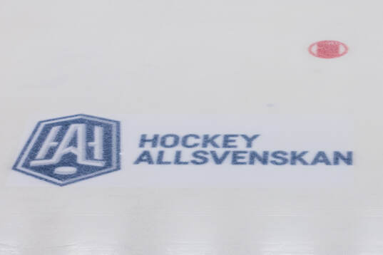 Hockeyallsvenskans logotyp på isen