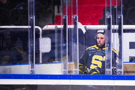 Södertäljes Emil Alba sitter utvisad