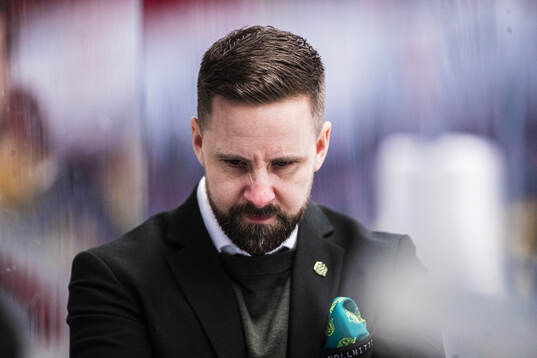 Björklövens tränare Viktor Stråhle deppar