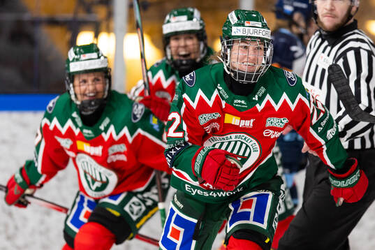 Frölundas Andrea Dalen jublar