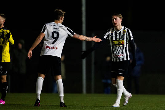 Landskronas Adam Egnell och Frederik Ihler jublar