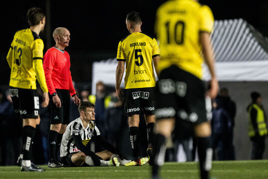 Landskronas Robin Dzabic har ont