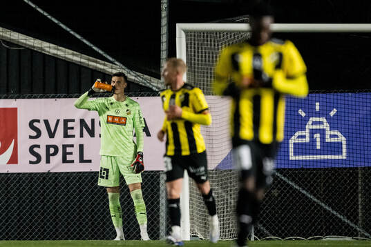BK Häckens målvakt Andreas Linde deppar