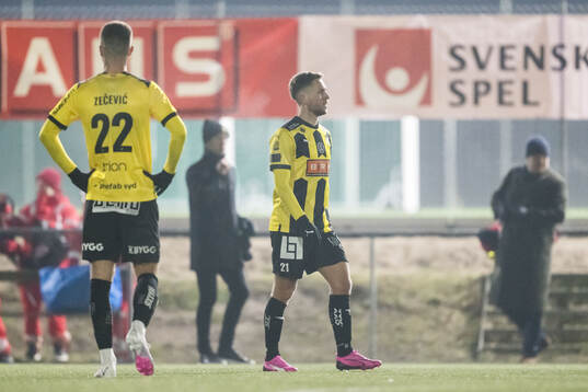 BK Häckens Adam Lundqvist deppar