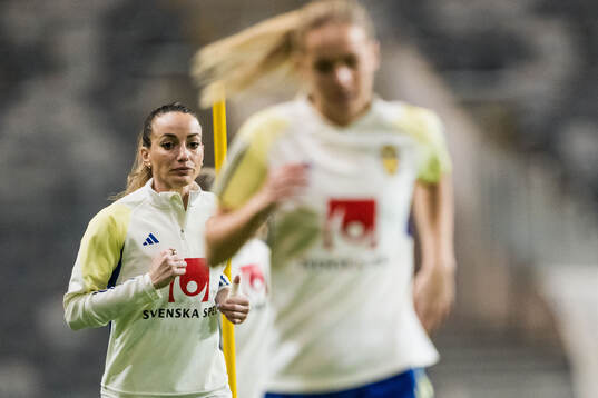 Kosovare Asllani of Sweden