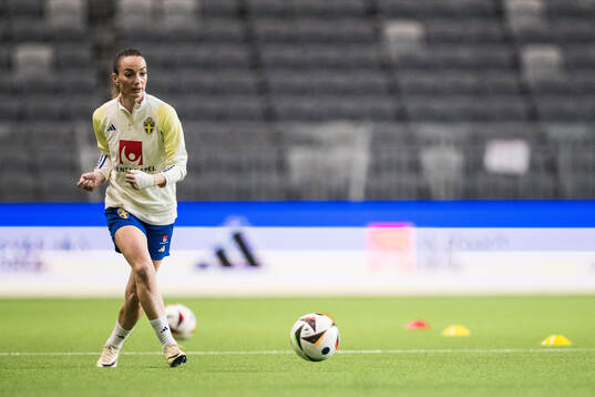 Kosovare Asllani of Sweden