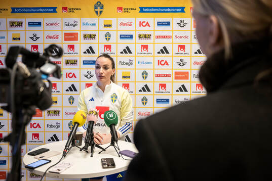 Kosovare Asllani