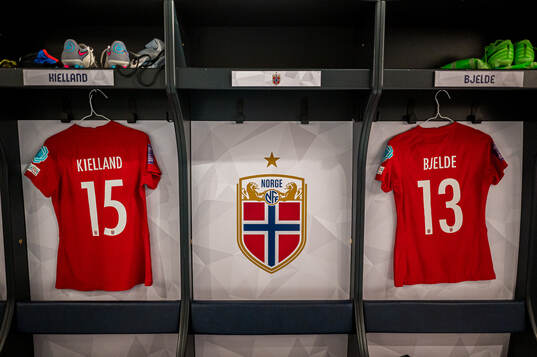 The shirt of Justine Kvaleng Kielland and Thea Bjelde of