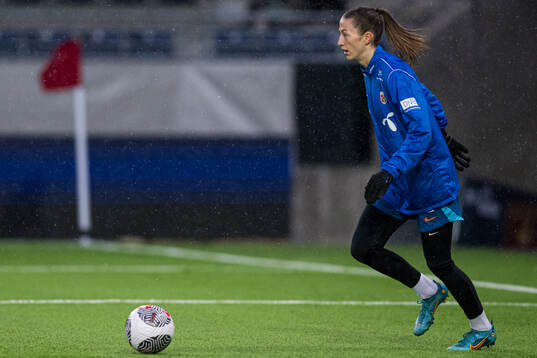 Cecilie Hauståker Fiskerstrand of Norway warms up