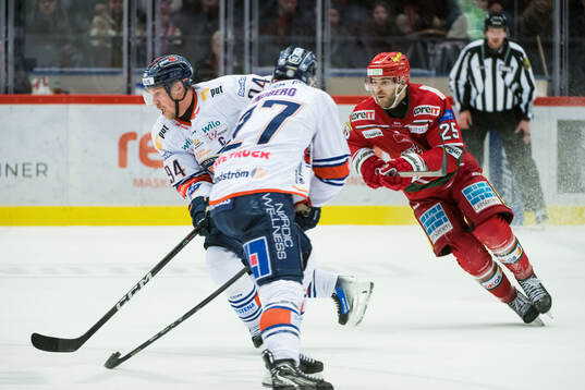MoDos Sam Vigneault och Växjös Joel Persson