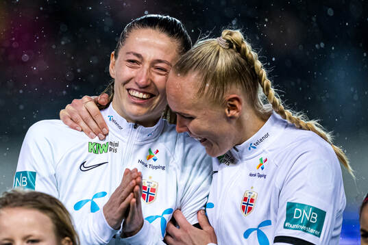 Cecilie Hauståker Fiskerstrand and Maria Thorisdottir of
