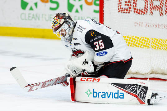 Malmö Redhawks målvakt Adam Werner
