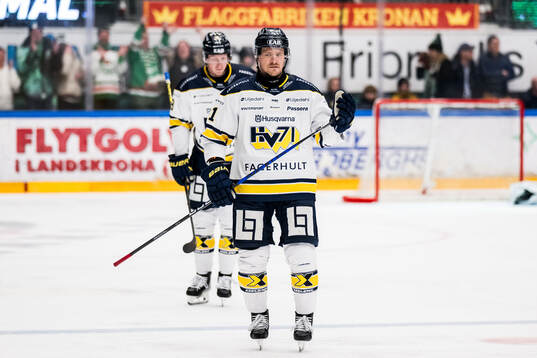 HV71s Simon Önerud deppar