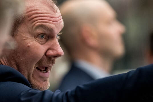 HV71s tränare Johan Lindbom