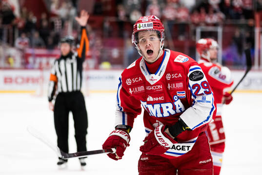 Timrås Filip Hållander