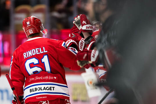 Timrås Axel Rindell jublar