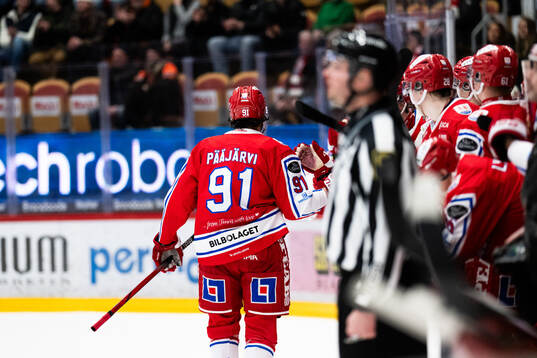 Timrås Magnus Pääjärvi jublar