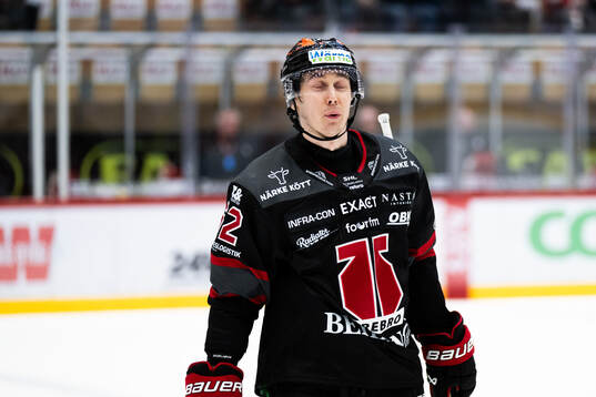 Örebros Robert Leino deppar