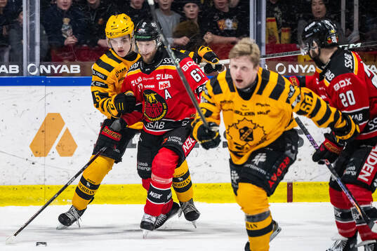 Luleås Linus Omark och Skellefteås Axel Sandin Pellikka