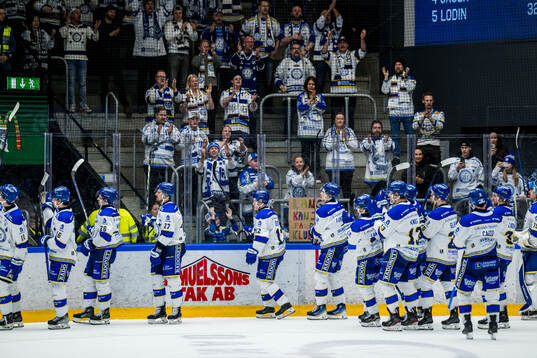 Leksands spelare jublar