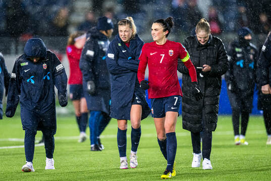 Sophie Roman Haug and Ingrid Syrstad Engen of Norway