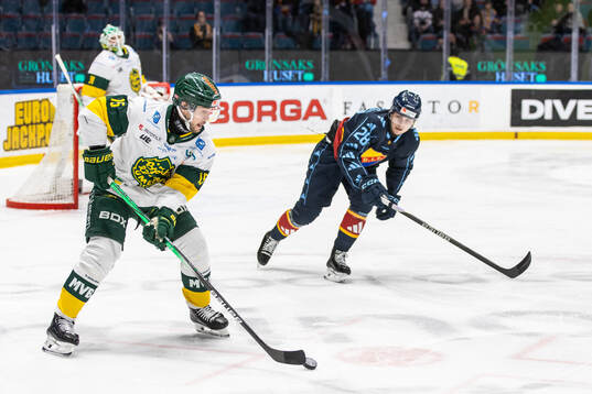 Björklövens Mattias Nörstebö och Djurgårdens John
