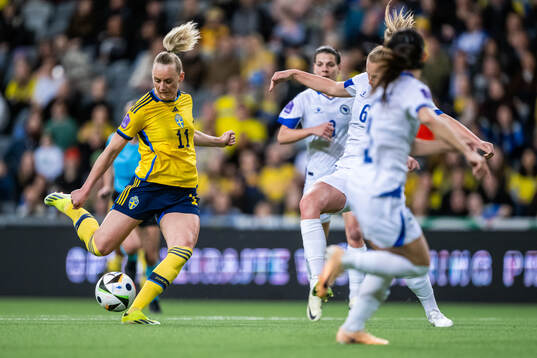 Stina Blackstenius of Sweden