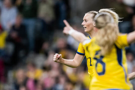 Stina Blackstenius of Sweden celebrates