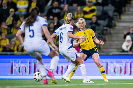 Stina Blackstenius of Sweden