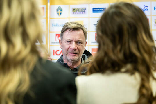 Head coach Peter Gerhardsson of Sweden