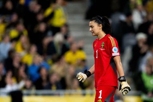 Goalkeeper Zecira Musovic of Sweden