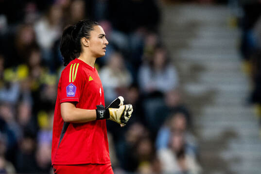 Goalkeeper Zecira Musovic of Sweden