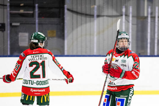 Frölundas Sarah-Eve Coutu-Godbout och Andrea Dalen deppar
