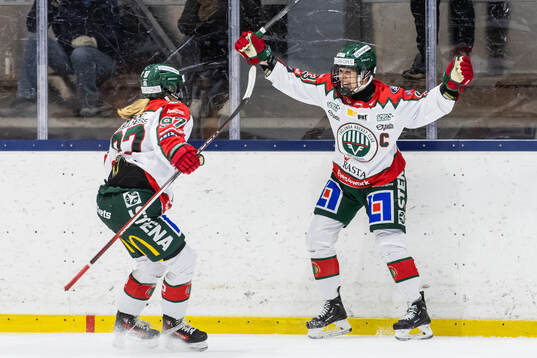 Frölundas Michelle Karvinen jublar