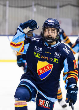 Djurgårdens Alice Östensson jublar