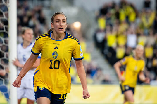 Rusul Rosa Kafaji of Sweden celebrates the 3-0 goal