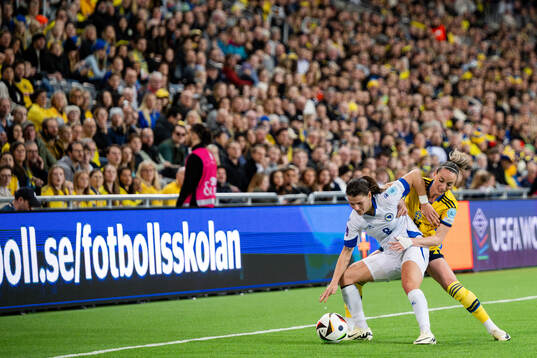 Marija Aleksic of Bosnia and Herzegovina and Kosovare