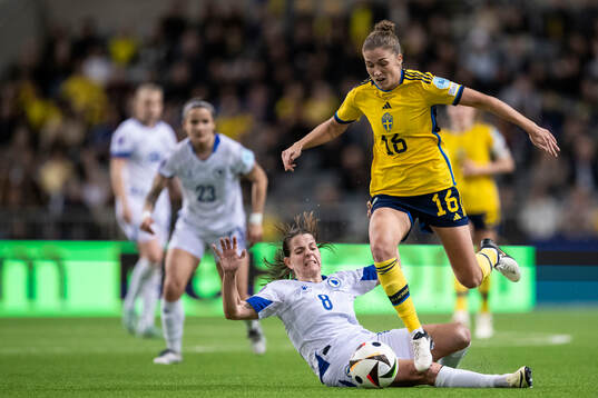 Marija Aleksic of Bosnia and Herzegovina and Filippa