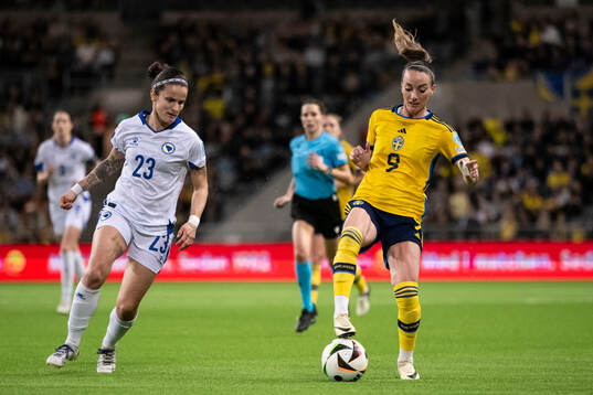 Aida Hadžic of Bosnia and Herzegovina and Kosovare Asllani