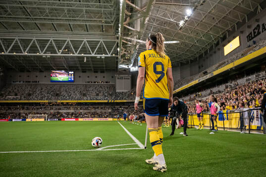 Kosovare Asllani of Sweden
