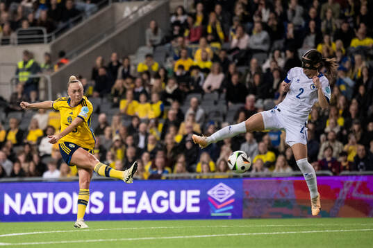 Hanna Bennison of Sweden and Ena Sabanagic of Bosnia and