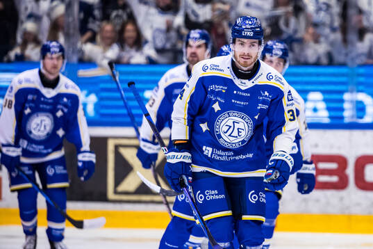Leksands Peter Cehlarik jublar
