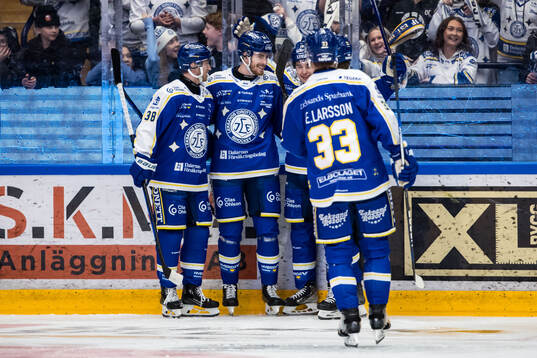 Leksands Peter Cehlarik jublar