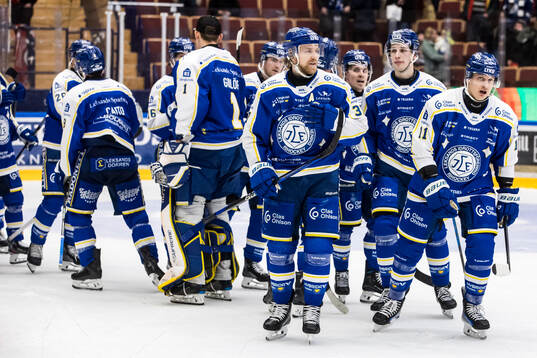 Leksands spelarna jublar