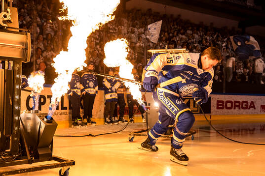 Leksands Max Veronneau innan ishockeymatchen i SHL mellan
