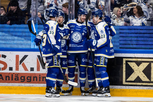 Leksands Peter Cehlarik jublar