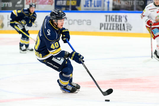 HV71s Oskar Stål-Lyrenäs