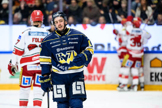 HV71s Isac Brännström deppar