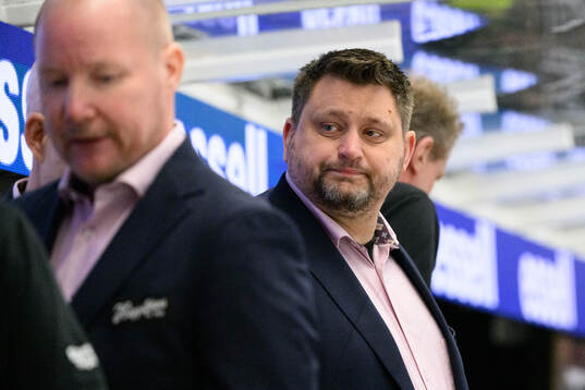 MoDos tränare Mattias Karlin